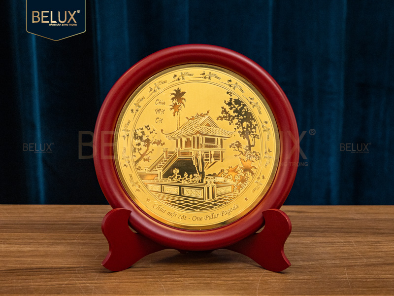 Mặt đĩa ăn mòn Chùa Một Cột bằng đồng